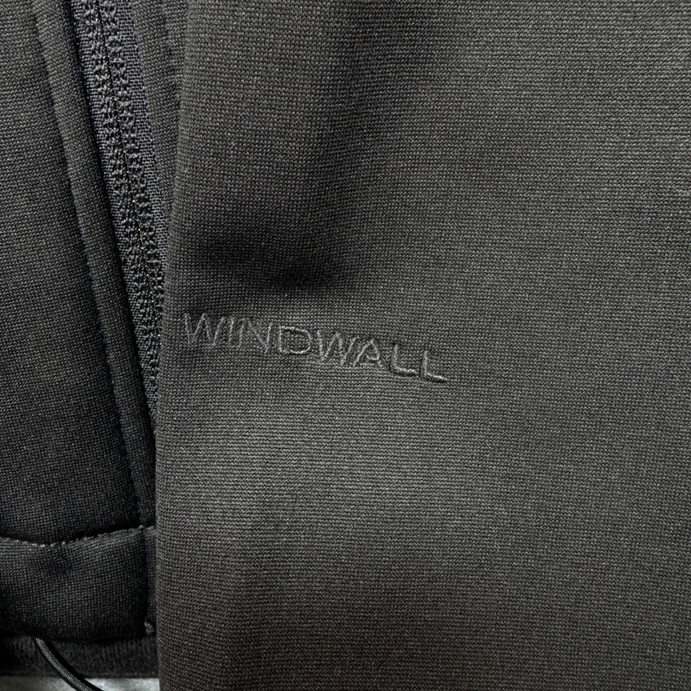 The‎ North Face Mens Black Finxera Logo Windwall Soft Shell Jacket Full Zip